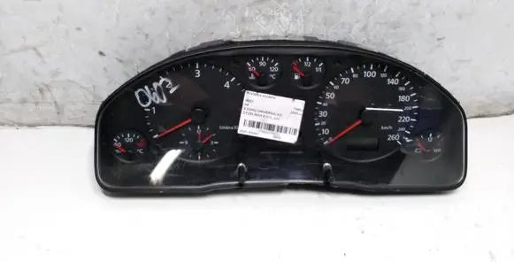 Audi A6 S6 C5 4B Speedometer (instrument cluster) 4B0919860N