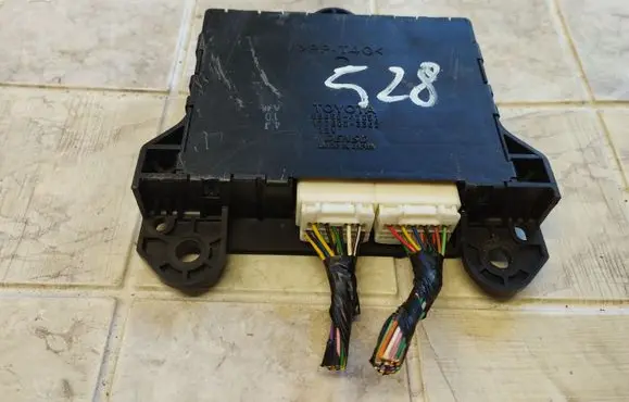 Toyota Prius (XW20) Other control units/modules 8865047051 1776003362