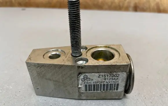 Opel Zafira C Air conditioning (A/C) expansion valve Z1517002