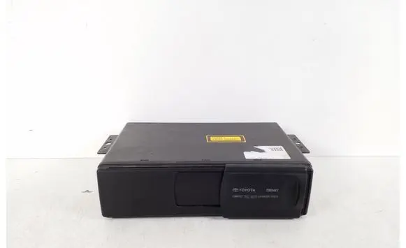 Toyota Corolla E120 E130 CD/DVD changer 08601-00911