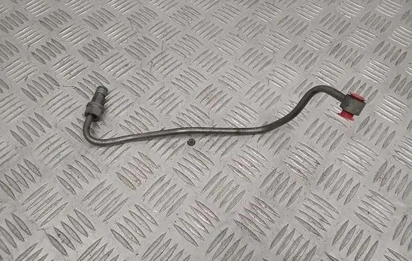 Nissan Qashqai Turbo turbocharger oiling pipe/hose 