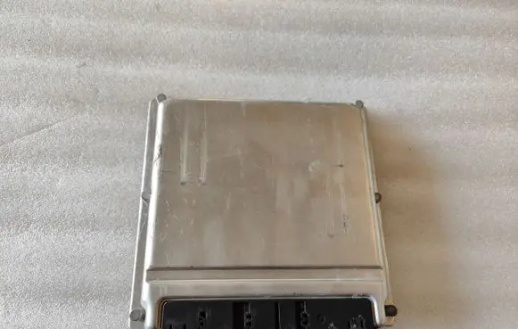 Mercedes-Benz C W203 Engine control unit/module A1121533179
