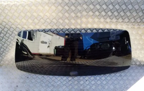 KIA Sorento Rear windscreen/windshield window 