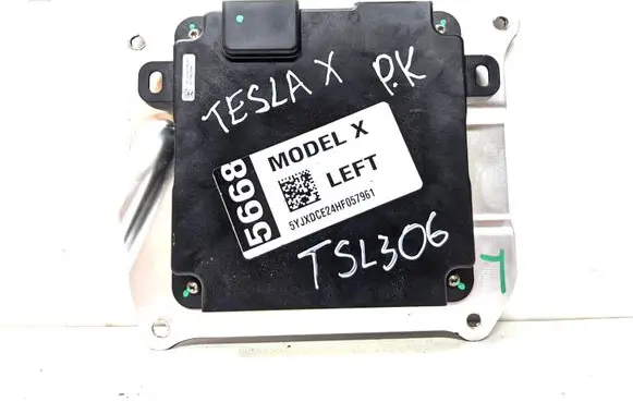Tesla Model X Door control unit/module 103722200D 104141900B