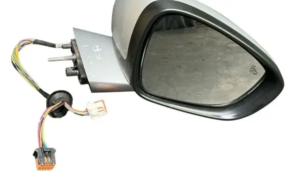 Front door electric wing mirror