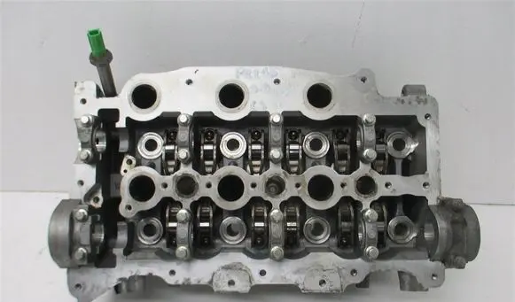 Citroen C5 Engine head 