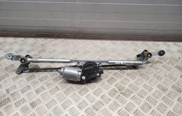 Jeep Grand Cherokee Front wiper linkage and motor 68260523AB