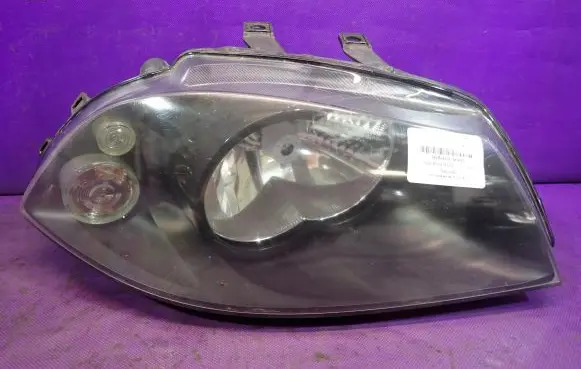Seat Ibiza III (6L) Headlight/headlamp