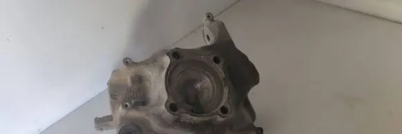 BMW 5 E39 Front wheel hub 10928548