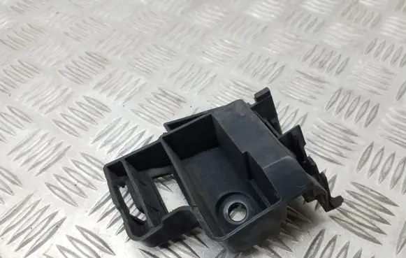 Volkswagen Golf VI Rear bumper mounting bracket 5K6807394A