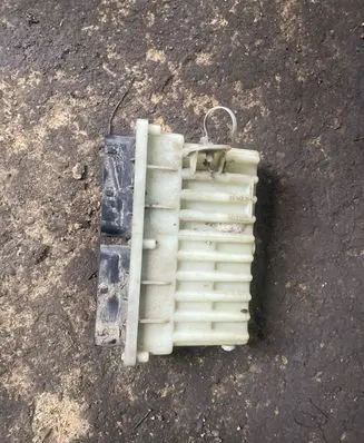 Opel Zafira A Fan control module 24462346