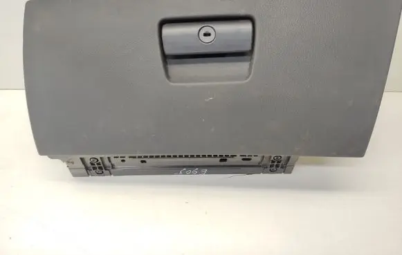 BMW 3 E90 E91 Glove box set 51167120408 7120408