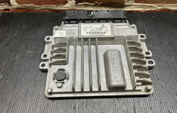 KIA Ceed Engine control unit/module ECU 39130-2A271 28441348
