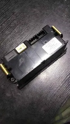 Land Rover Discovery Climate control unit JFC102350