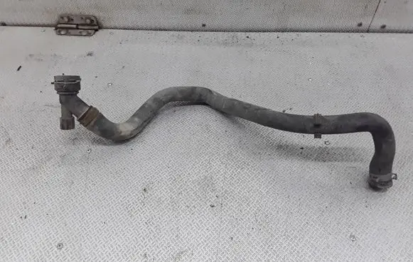 Volkswagen Golf IV Engine coolant pipe/hose