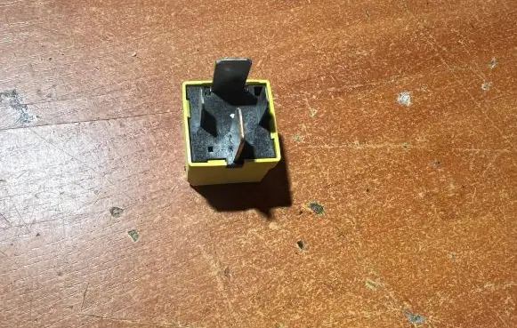 Opel Zafira B Other relay 90226846 4RA00779306 90226046
