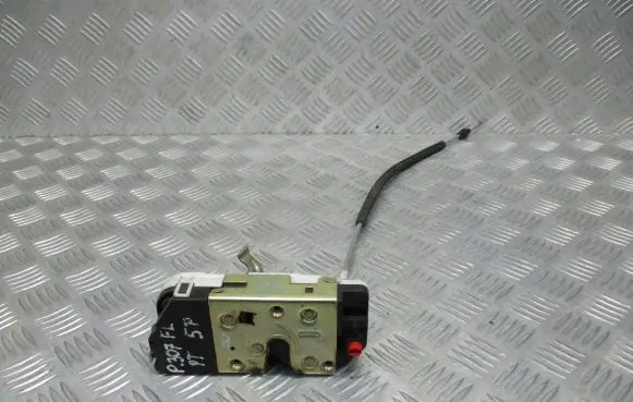Peugeot 207 Rear door lock