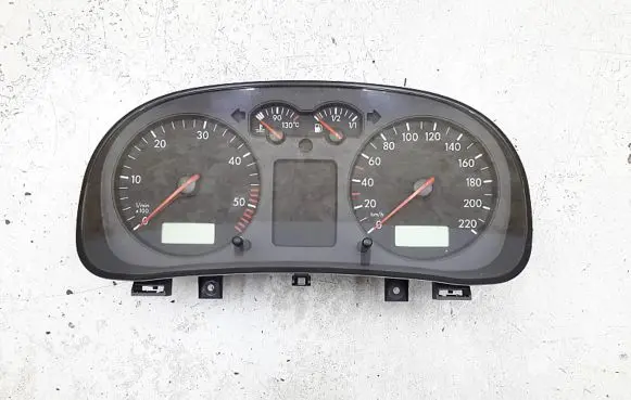 Volkswagen Golf IV Speedometer (instrument cluster) 1J0919881D