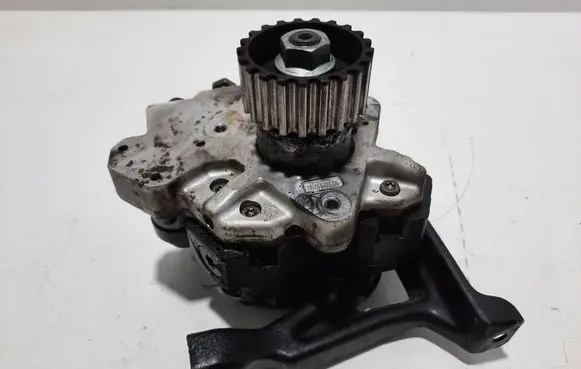 Audi A6 S6 C6 4F Fuel injection high pressure pump 059130755JB00 1053211200