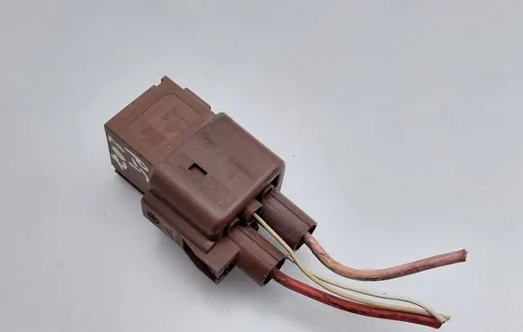 Peugeot 207 Other relay 250030