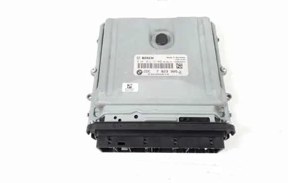 BMW 7 F01 F02 F03 F04 Engine control unit/module 7823905