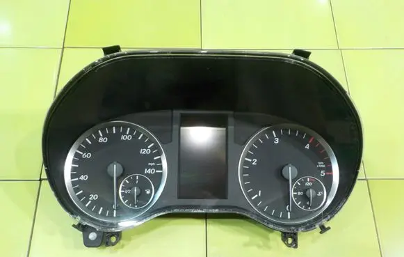 Mercedes-Benz Vito Viano W447 Speedometer (instrument cluster) A4479007008 XP206