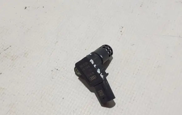 Audi A6 S6 C8 4K Air pressure sensor 06K906051E