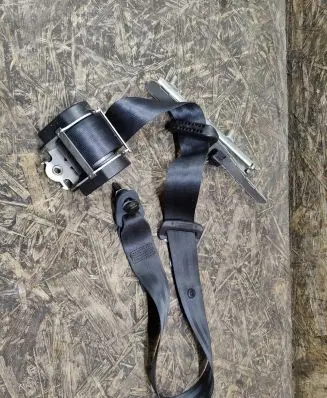 Dacia Logan I Front seatbelt 040392 A508366