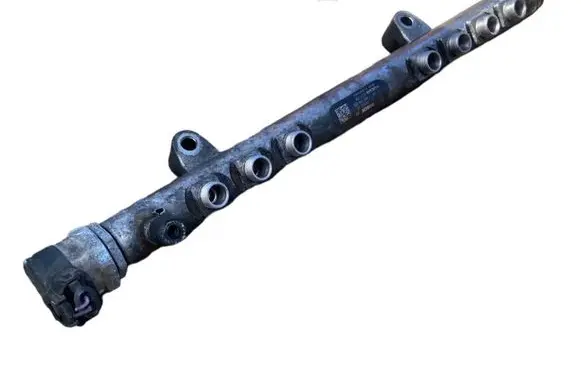 Volvo XC60 Fuel main line pipe 30777759 441172