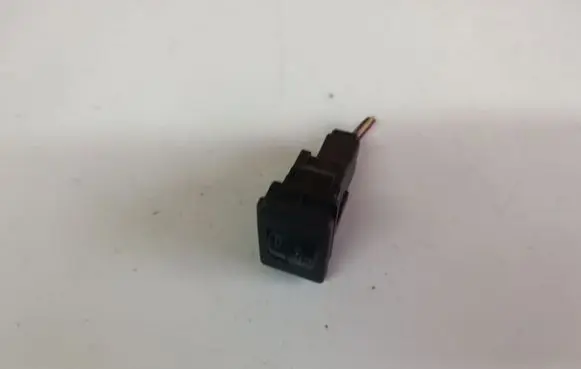 Toyota Yaris Headlight level adjustment motor