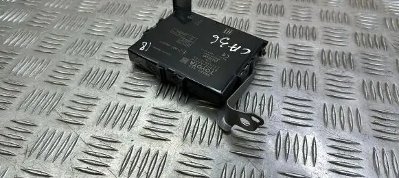 Lexus IS III XE30 Keyless (KESSY) go control unit/module 8999053320