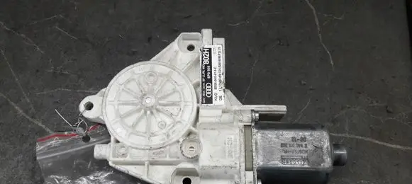 Audi A3 S3 8P Rear door window regulator motor 8P0959802H