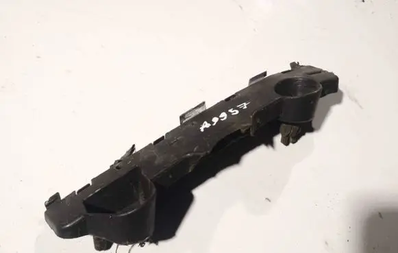 Mazda 2 Front bumper mounting bracket d01n500u1