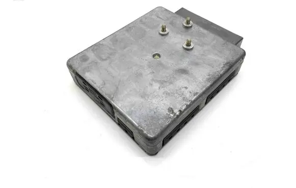 Jaguar XK8 - XKR Central body control module LJB2500AE 8A10A0