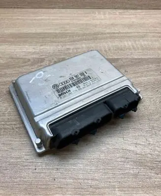 Audi A4 S4 B5 8D Engine control unit/module ECU 8D0907558B 0261204774