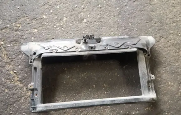 Volkswagen New Beetle Radiator support slam panel
