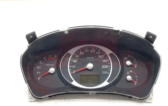 Hyundai Tucson JM Speedometer (instrument cluster) 940132E421