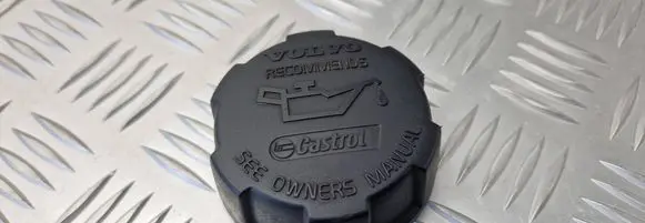 Volvo XC90 Oil filler cap 