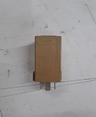 BMW 5 E39 Window wiper relay 8384505