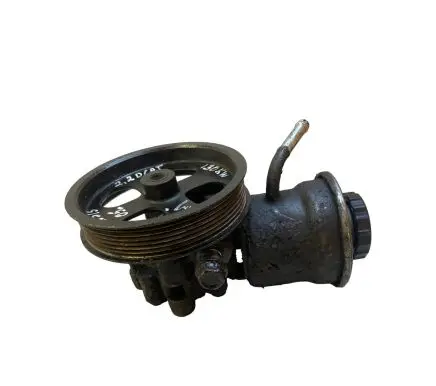 Toyota Avensis T250 Power steering pump