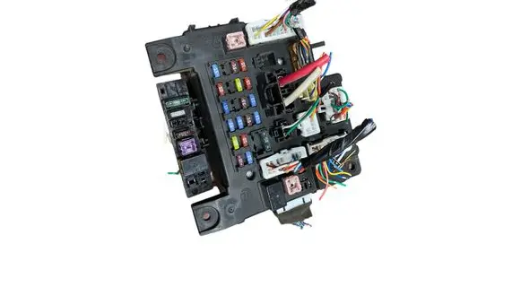 Mitsubishi Outlander Fuse module 8637A313 519087548 L8637001A