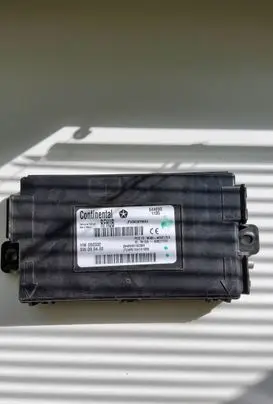 Chrysler 300C Keyless (KESSY) go control unit/module 05026796AE 080302 2840963102300