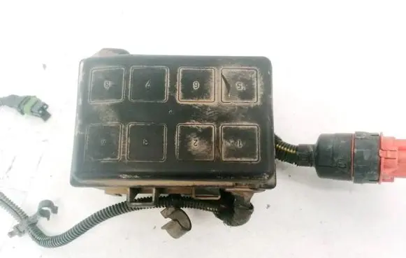 Opel Zafira A Fuse box set 90560119