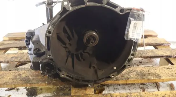 Ford Focus Manual 5 speed gearbox 3M5R7002NB