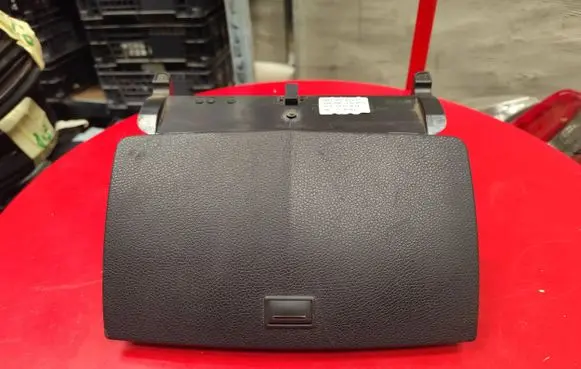 Mercedes-Benz C W204 Screen/display/small screen A2046801231 100003173414 A2048205497