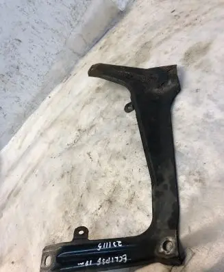Mitsubishi Eclipse Cross Other under body part 