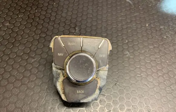 Opel Insignia A Multifunctional control switch/knob 13310071 2610