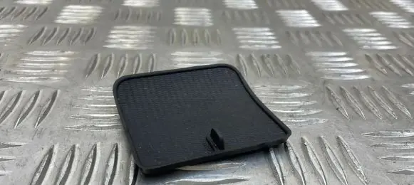Volvo V70 Panel drawer/shelf pad 30672377