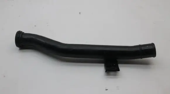 KIA Sorento Engine coolant pipe/hose