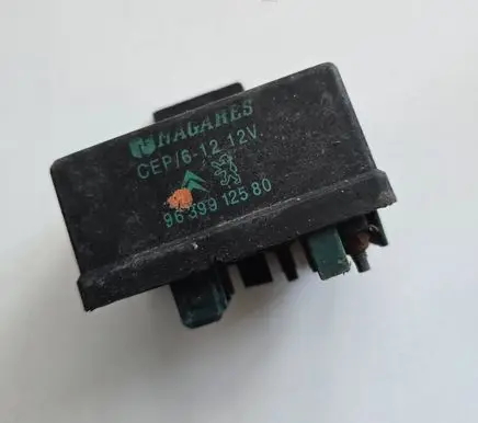 Citroen C5 Glow plug pre-heat relay 9639912580